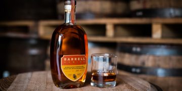 A COMPREHENSIVE GUIDE ON CHOOSING THE FINEST BOURBON – INVEST IN THE RIGHT BOTTLE