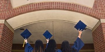 Tips For Balancing Work And School – Victor Restis