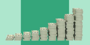 Where to invest money in 2022? 5 tips from the expert