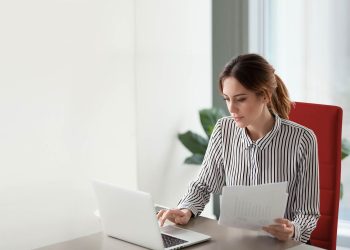 What is and how does Payroll Outsourcing work?