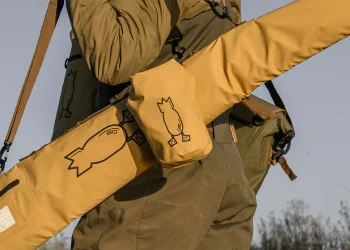 The Best Dry Shell Pouch for Hunters: Keep Your Ammo Safe in Any Weather