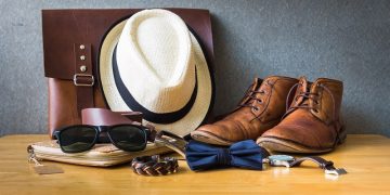 Complete Men’s Accessories Guide: Bags, Frames & Belts