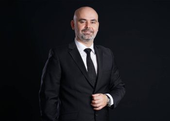 Abdomen, Waist and Back Liposuction with Clinic Plast and Dr. Salih Onur Basat
